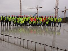 Les étudiants du Master ingénieur en construction et ingénieurs géomètres visitent le chantier du grand hopital de Charleroi